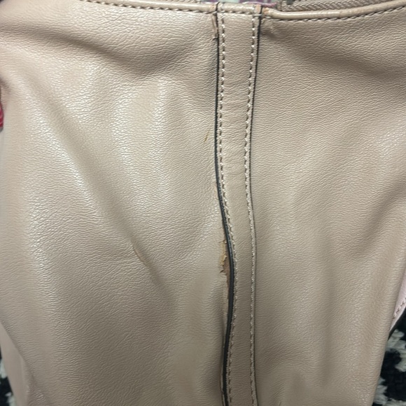 🩷SOLD🩷Vintage guess tote - Picture 4 of 6